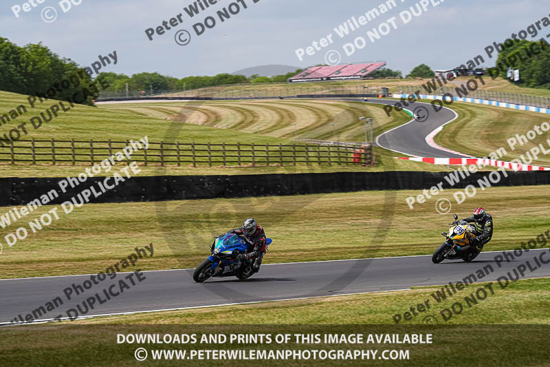 donington no limits trackday;donington park photographs;donington trackday photographs;no limits trackdays;peter wileman photography;trackday digital images;trackday photos